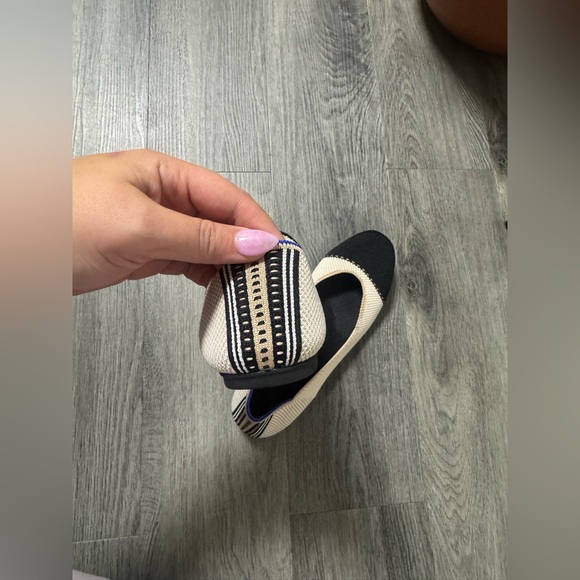 Rothy’s the Square in Tuxedo - Picture 3 of 8